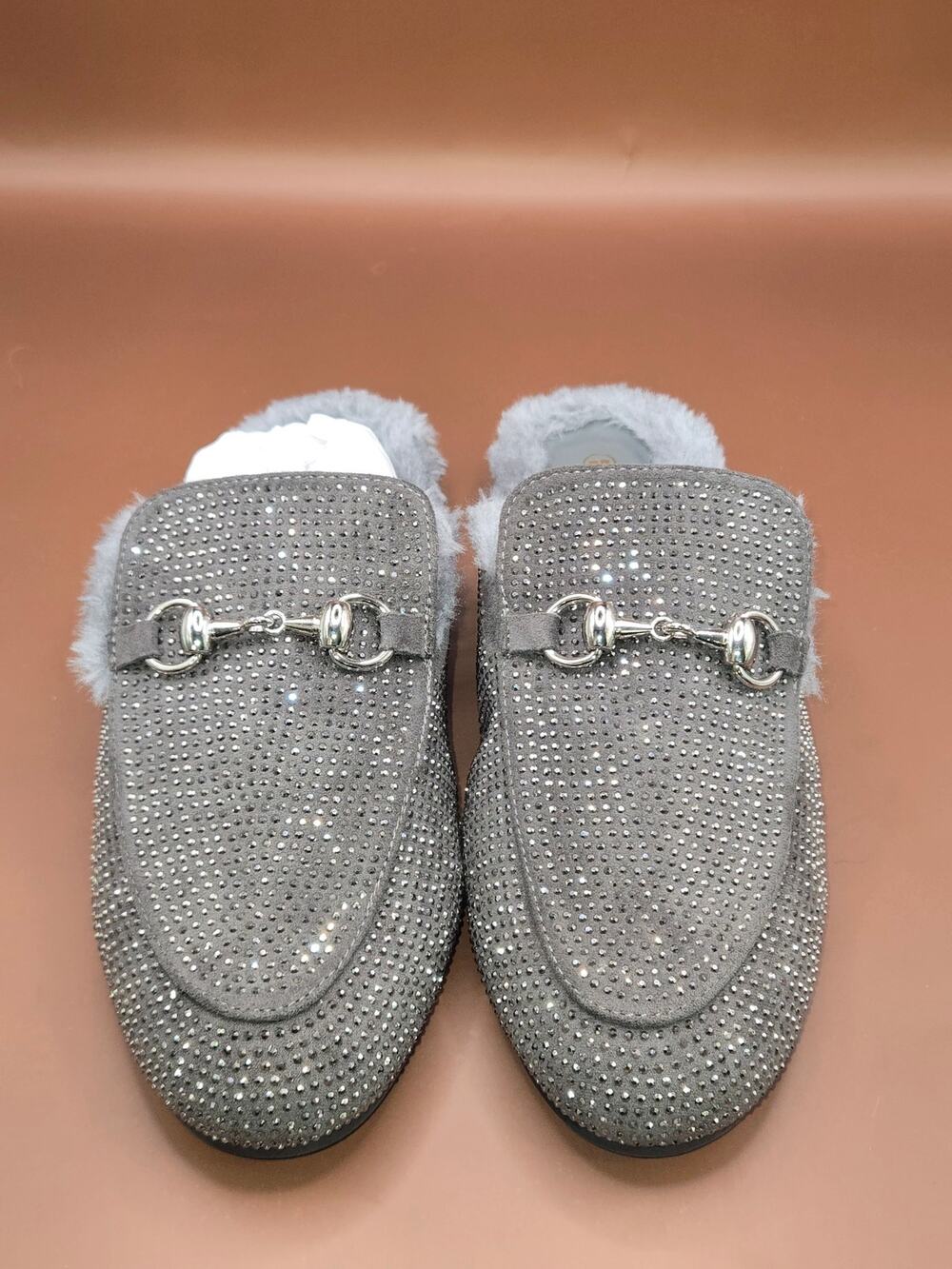 Womens Size 7 Gray Rhinestone Faux Fur Mule Slippers Shoes NIB